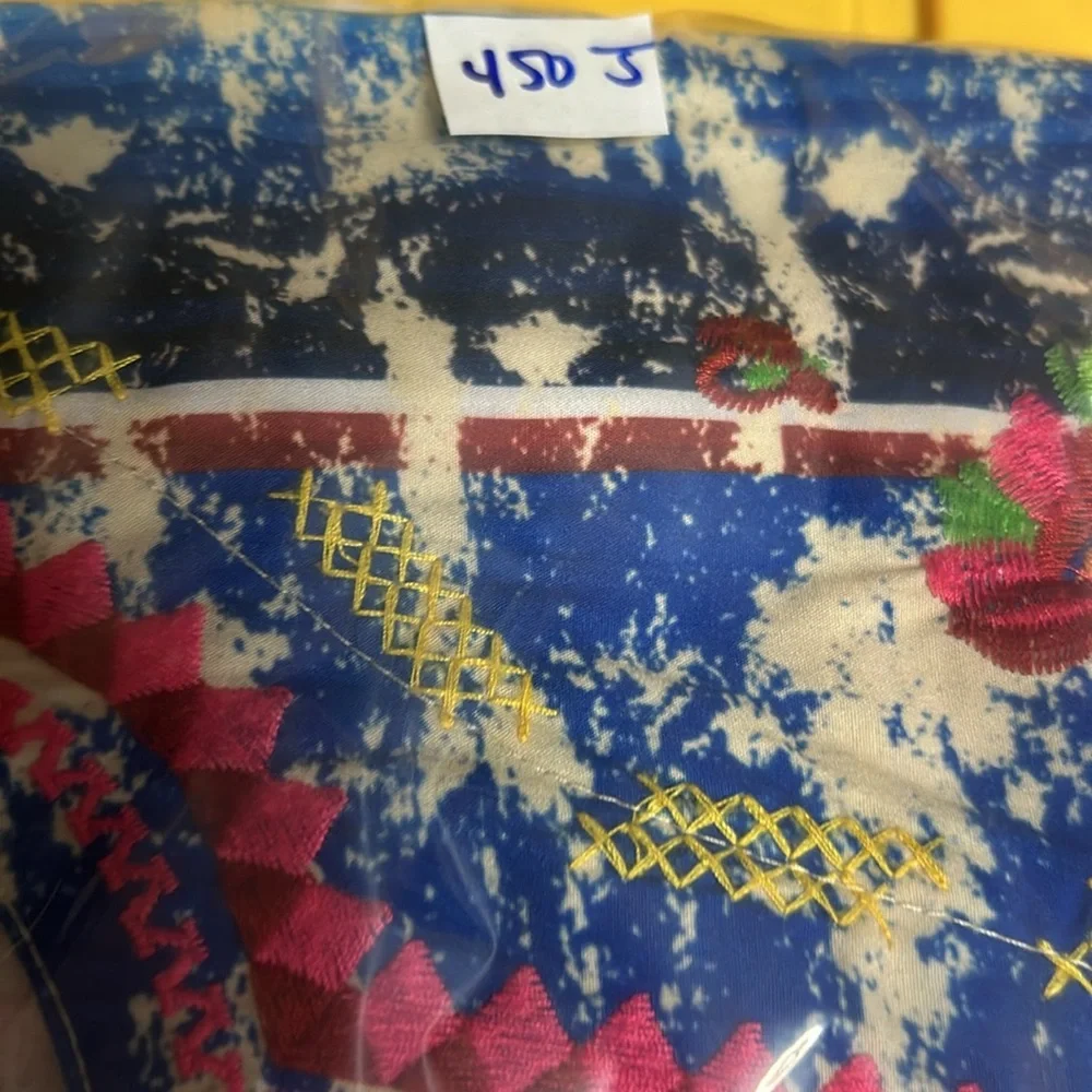 L & B Multicolor Floral Embroidery Accent Pull On Top. Size S (450J) - Picture 11 of 11